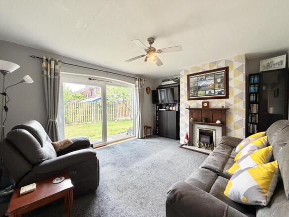 3 bed Semi-Detached for sale Image 7