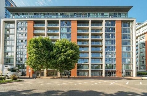 Western Gateway, London, E16