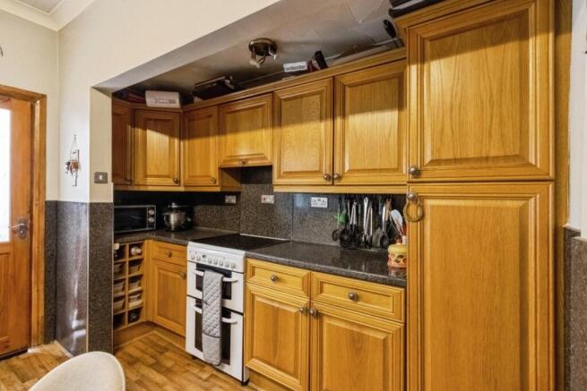 3 bed Terraced for sale Image 6