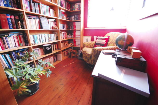 Photo 12