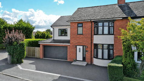 Manor Lane, Penwortham