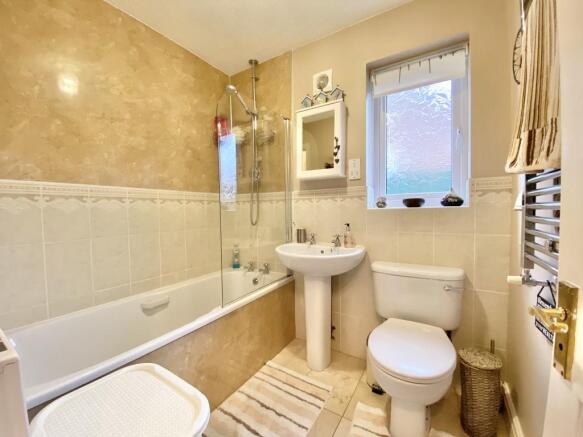 Photo 11