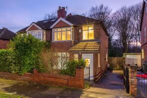 62, Ridgeway, Gledhow, Leeds LS8 4DF