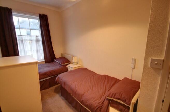 2 bed Apartment for sale Image 6