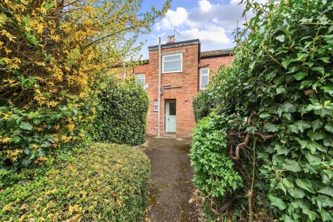 24 Pomfret Road, Towcester