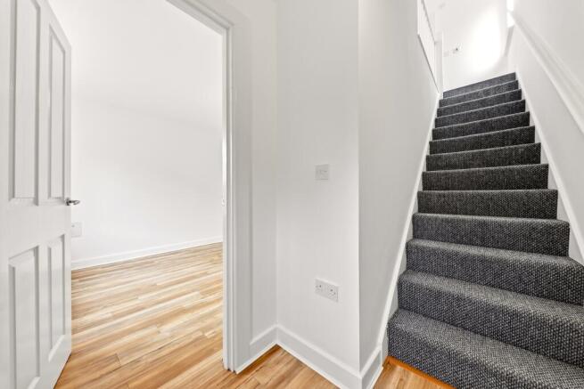 2 bed Semi-Detached for sale Image 10