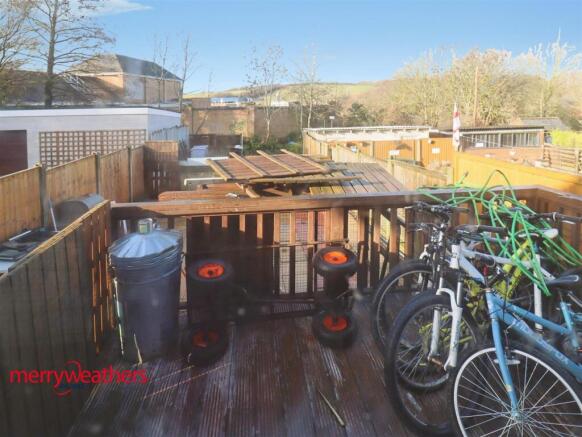 3 bed Terraced for sale Image 11
