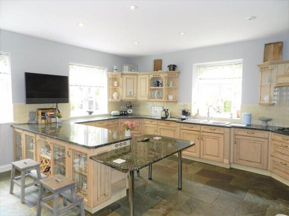Fitted Kitchen...