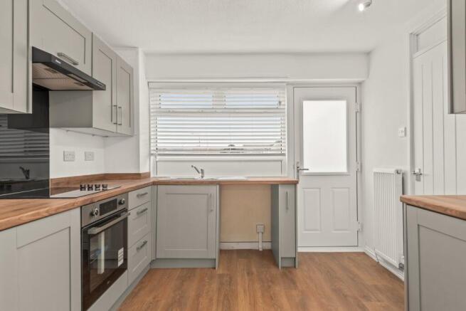 Birkenshaw Way, Armadale photo 3