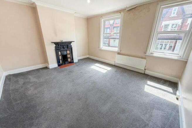 4 bed Terraced for sale Image 5