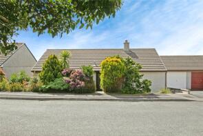 27, Valley Close, Truro TR1 3UN