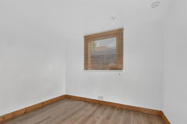 2 bed Semi-Detached Bungalow for sale Image 12