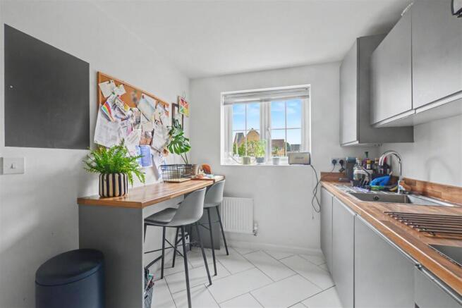 Kitchen_1.jpeg