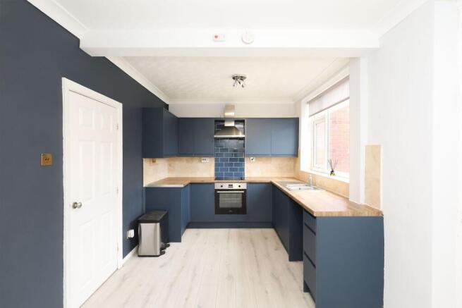 3 bed End of Terrace to rent Image 6