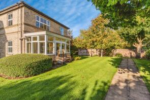 Flat 7, Brook View Court, Brook Lane, Alderley Edge SK9 7QG