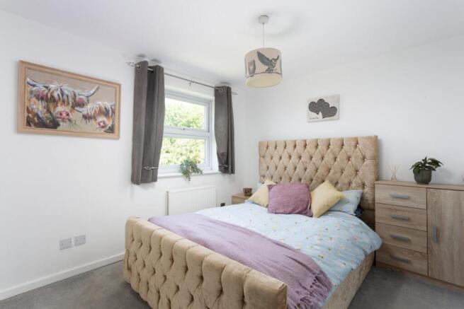 4 bed Detached for sale Image 6