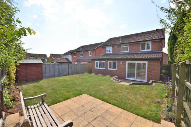 007 rear queenswood.JPG