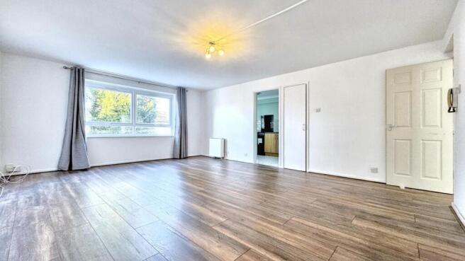 WQ-iMbXiyU-oesWEQ7vJIw