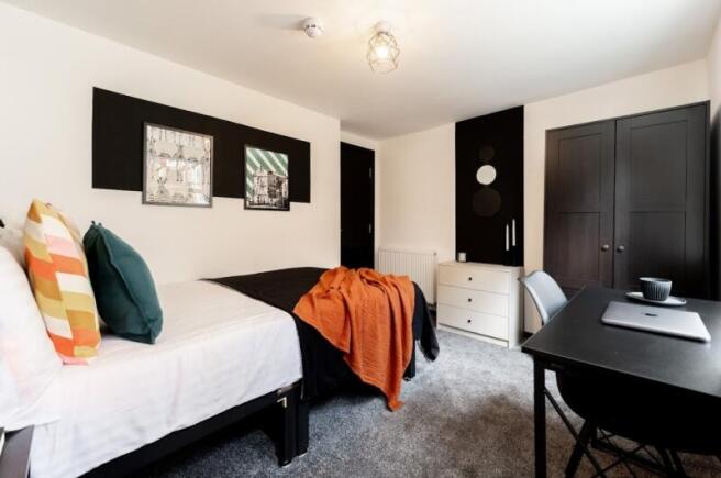 6 bed Not Specified to rent Image 5