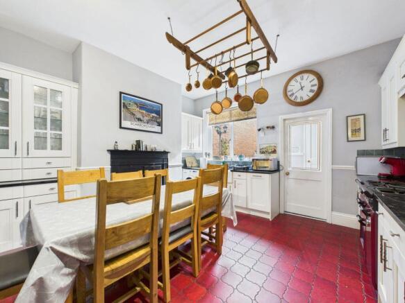 4 bed Character Property for sale Image 9