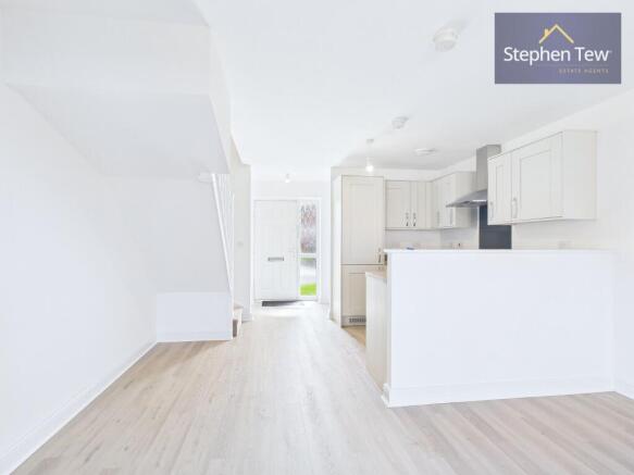 Kitchen/Living Area