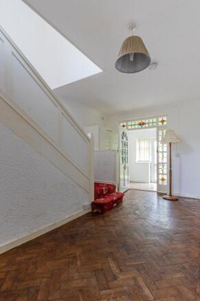 Llanrumney Avenue 31-9.jpg