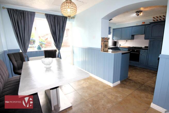 12 Church View Broxbourne EN10 7AB via properties estate letting