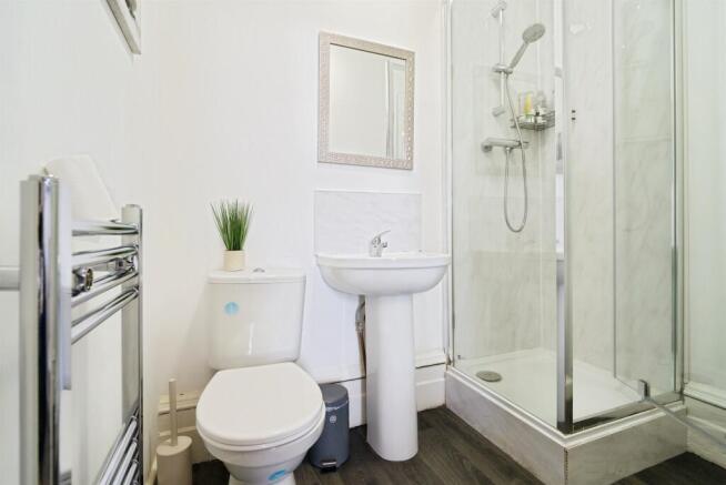 6 bed End of Terrace for sale Image 7
