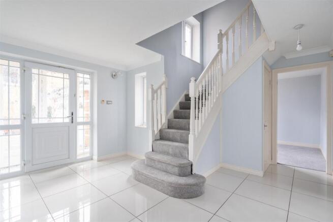 25 Rothwell Drive_18.jpg