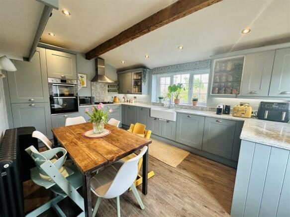 Dining Kitchen