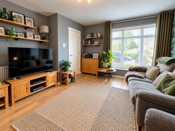 Sitting Room (2).jpg