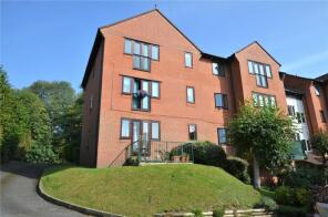 Flat 17, Shaftesbury Court, London Road, Uckfield TN22 1JT