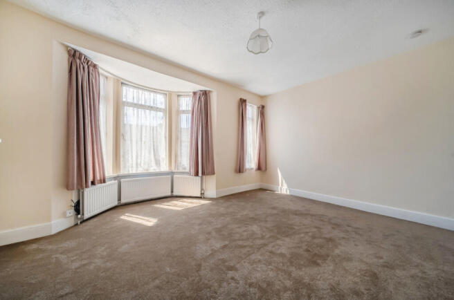 1325686-3-6877943...