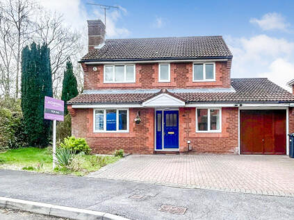 Lucerne Gardens, Hedge End