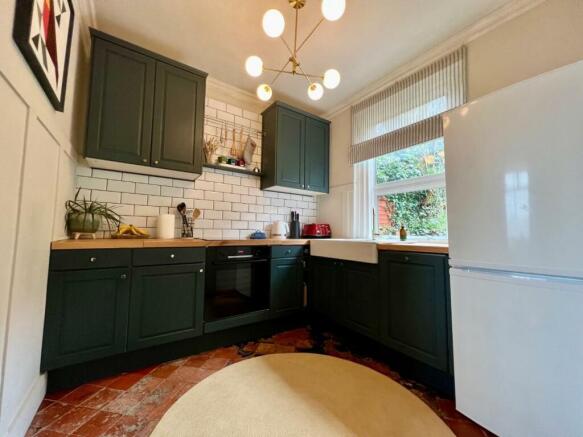 kitchen2.jpg
