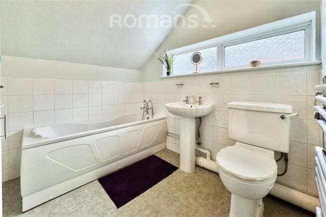 Bathroom (Up)