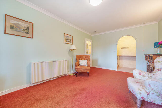 Living / Dining R...