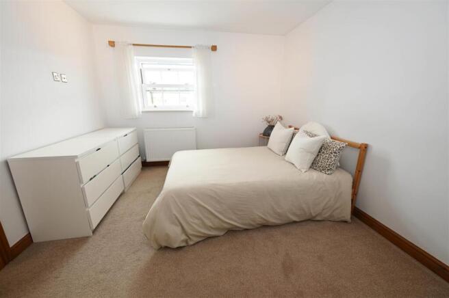 3 bed Detached for sale Image 11