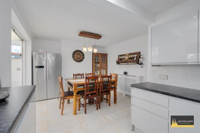 Open Plan Kitchen Dining Room