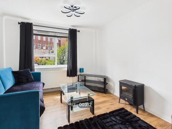1 bed Apartment to rent Image 4