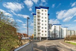 74, Baroque Court, Prince Regent Road, Hounslow TW3 1QQ