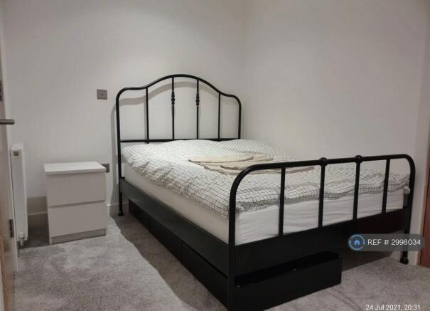 1 bed Flat to rent Image 4
