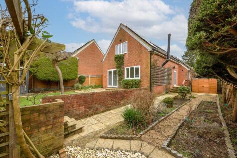 172 Little Marlow Road, Marlow, Buckinghamshire, SL7 1HX