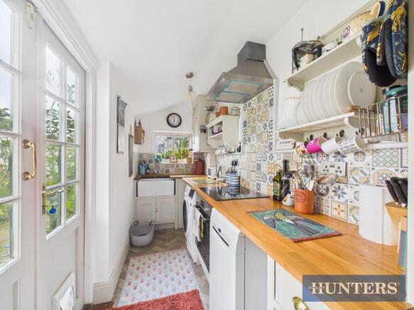 3 bed House for sale Image 12