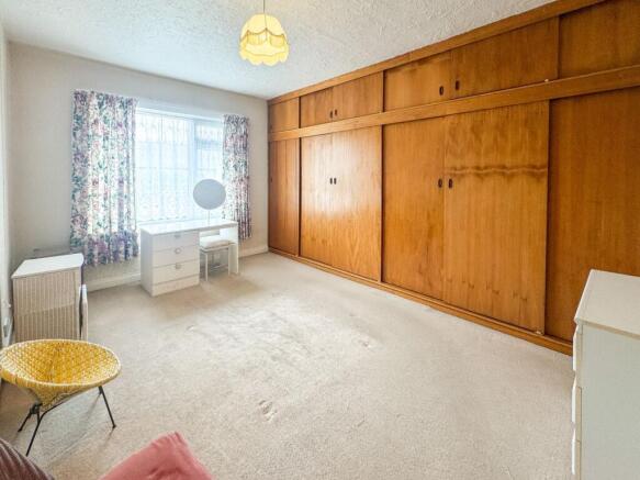 3 bed Terraced for sale Image 10