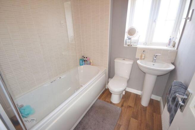 Family bathroom 
