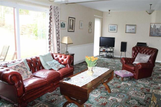 Spacious Lounge