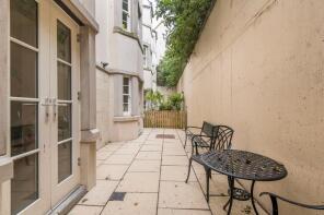 12, Century Court, North Street, St Andrews KY16 9DH