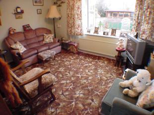 Lounge/Sitting Room