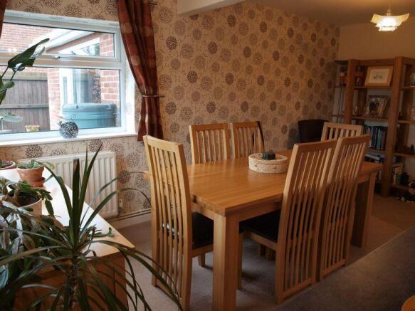 Dining room 2